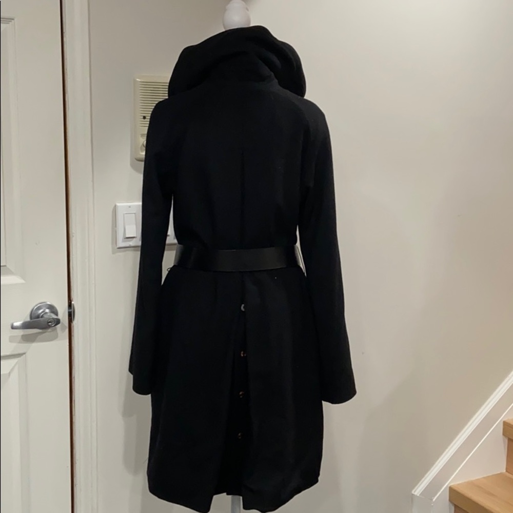 Coat - Picture 4 of 4